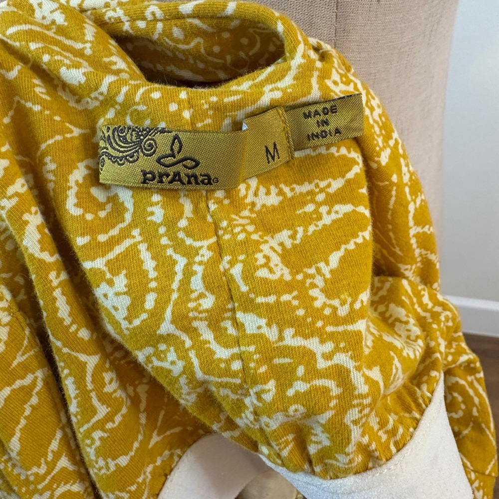 Prana Skye Maxi Dress Womens M Yellow Paisley Halter Built-in Bra Granola Boho - Picture 7 of 8